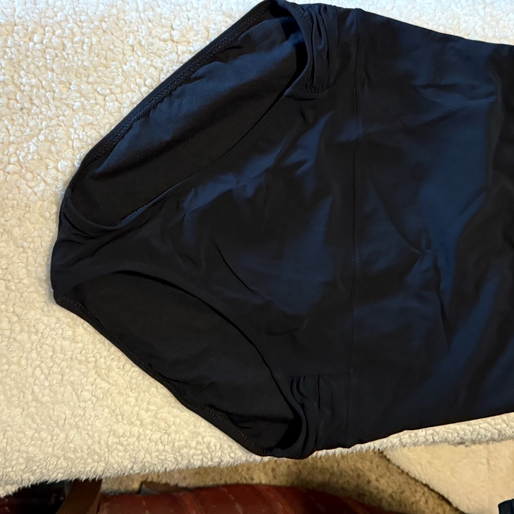 Lands' End Women's Black One Piece Swim high waisted tummy control bottom